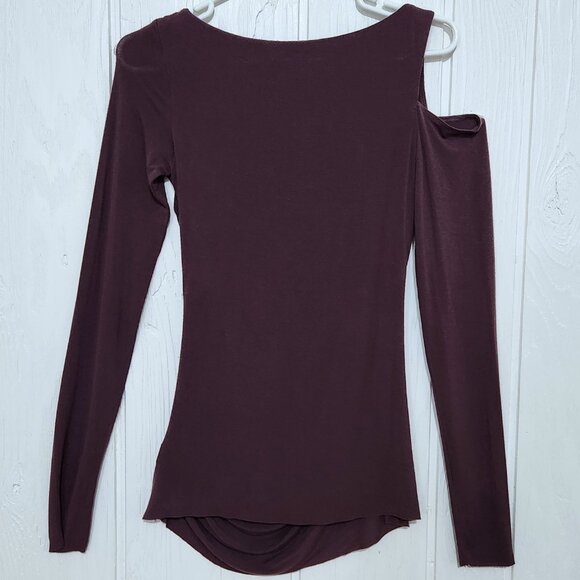 Bailey 44 Plum Ruched One Cold Shoulder Asymmetrical Long Sleeve Top - Size S - Picture 2 of 8